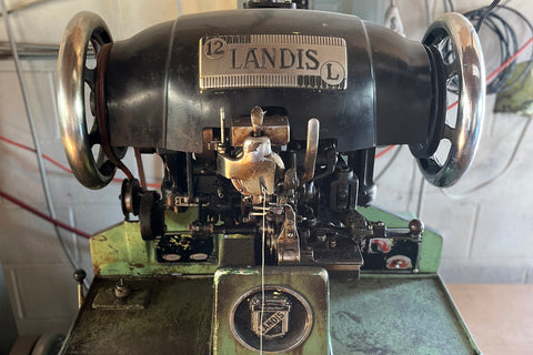 OUTSOLE STITCH MACHINE - Landis 12L Aristocrat